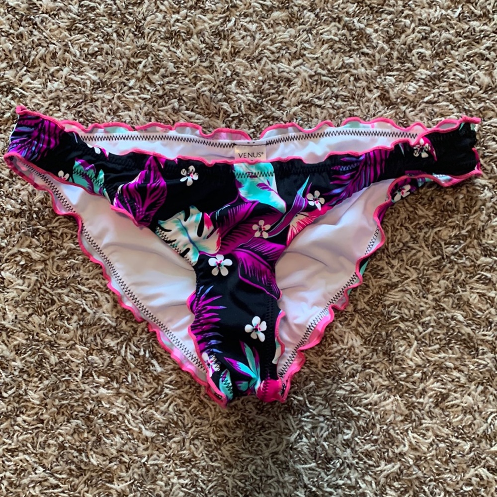Venus bikini bottom